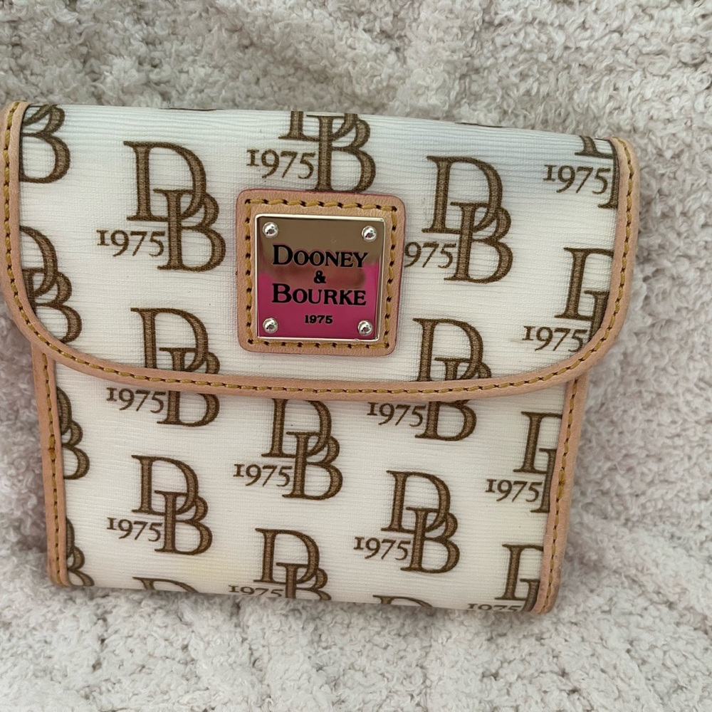 Trifold Dooney & Burke wallet